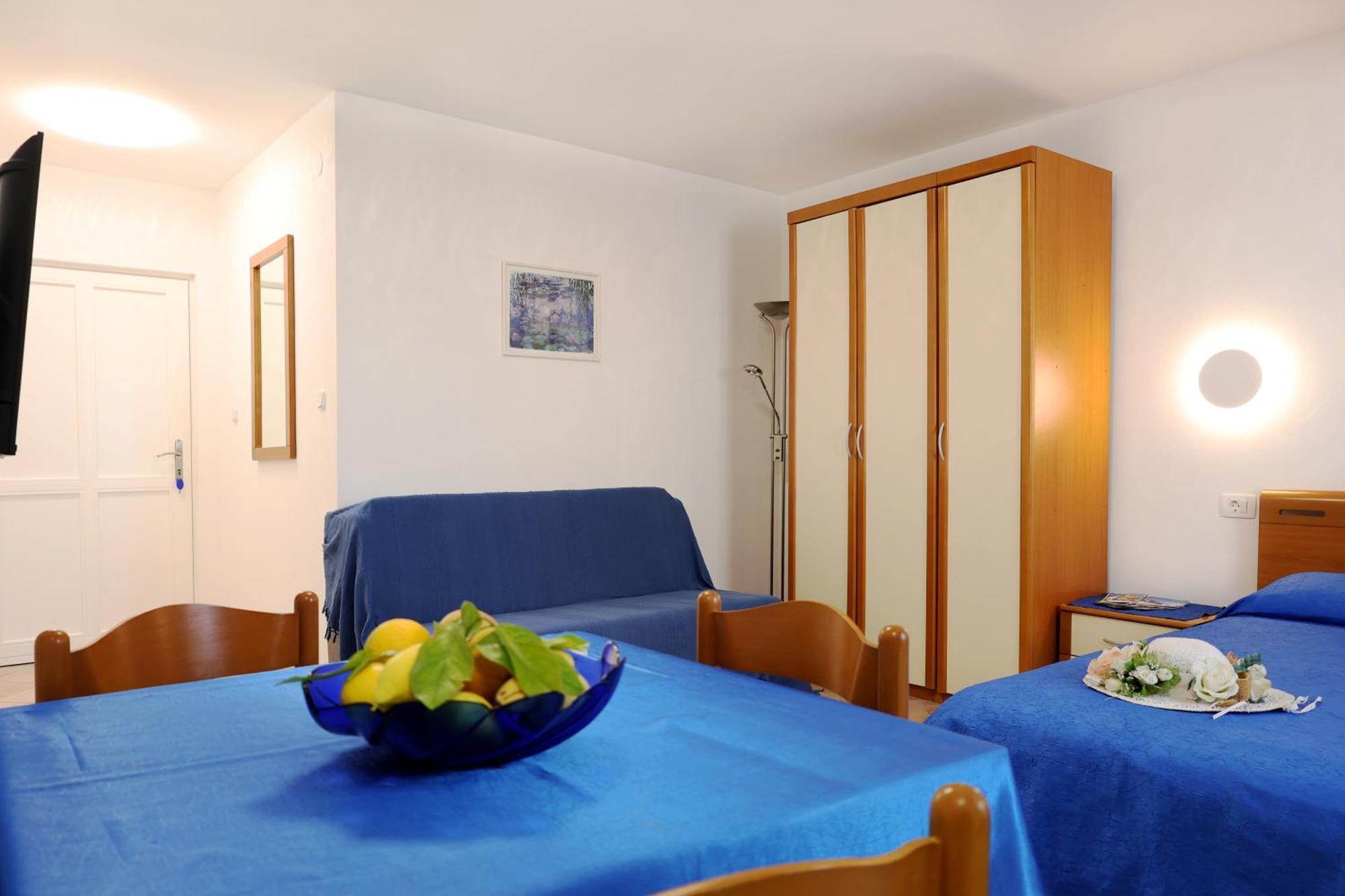 House Maric Apartment Пореч Екстериор снимка